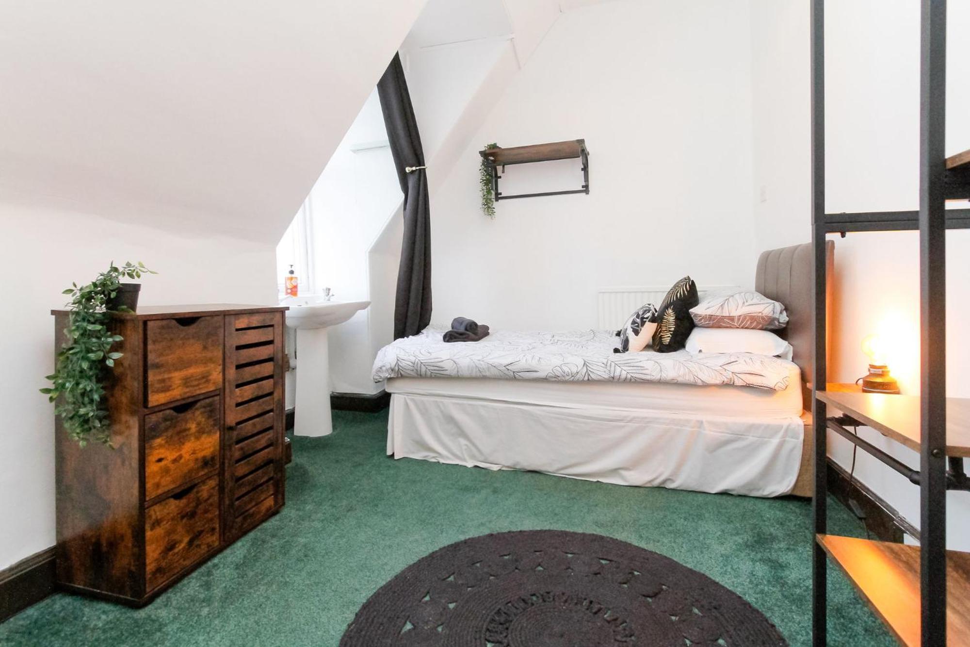 Carlton Hotel Форрес Экстерьер фото
