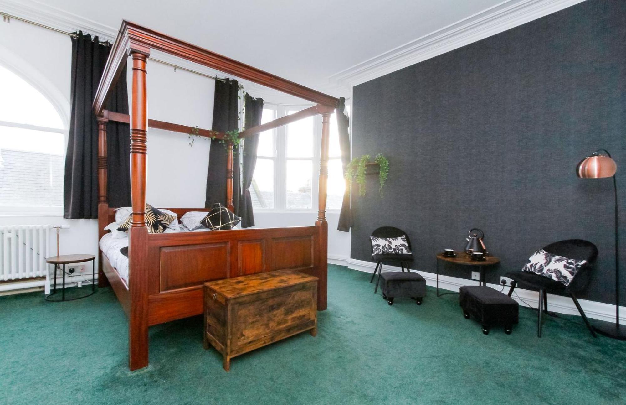 Carlton Hotel Форрес Экстерьер фото