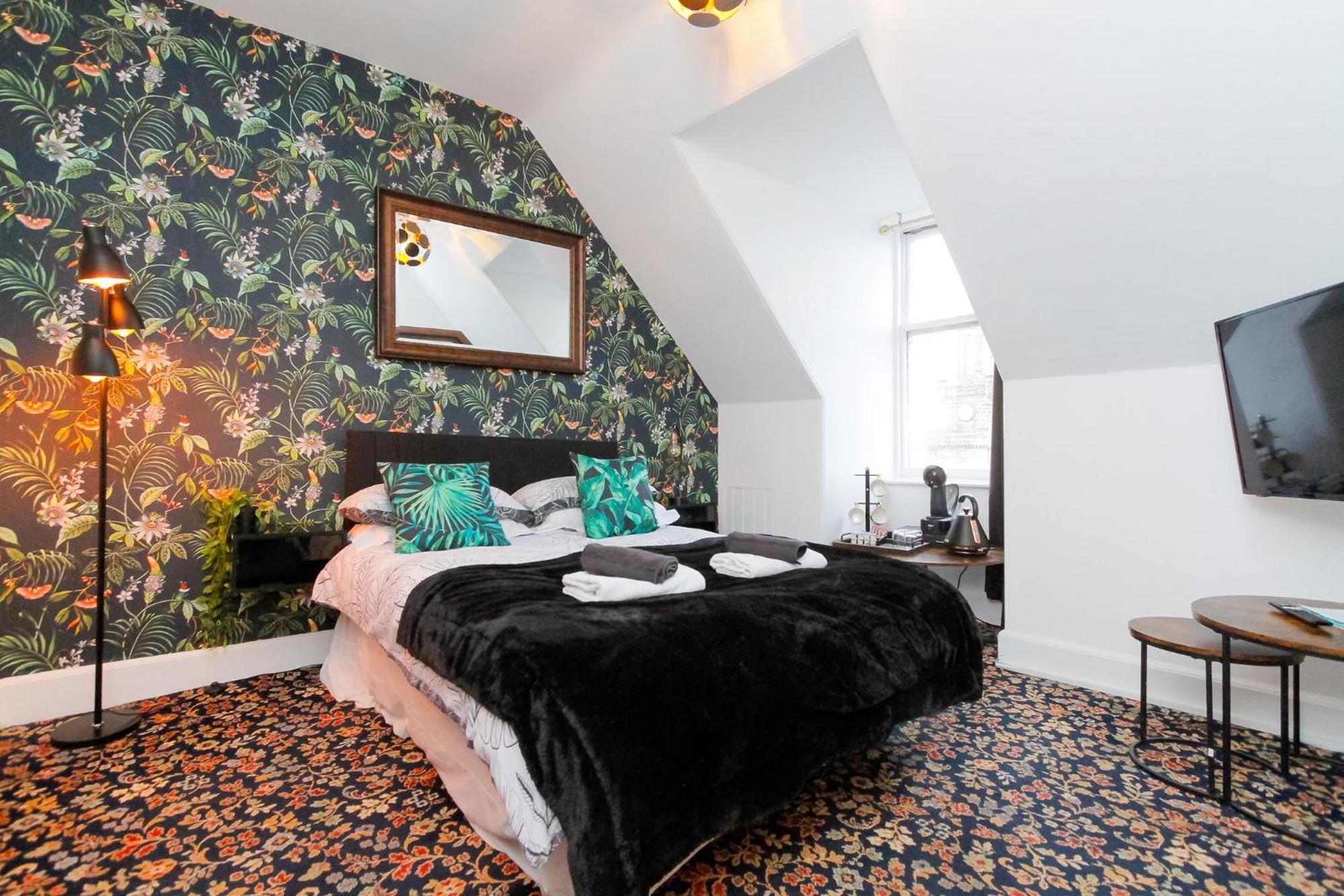 Carlton Hotel Форрес Экстерьер фото